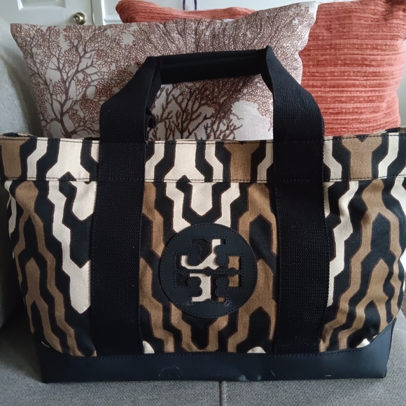 Tory Burch Lrg Canvas Tote Bag EUC - Picture 2 of 12
